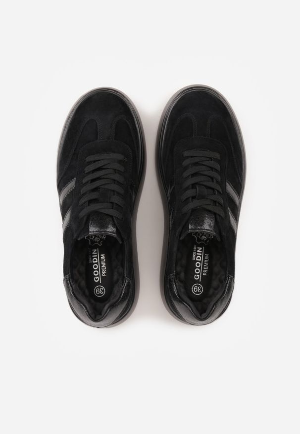 Born2be - Czarne Zamszowe Sneakersy na Grubej Podeszwie ze Skórzaną Wkładką Riovessa. Kolor: czarny. Materiał: skóra, zamsz