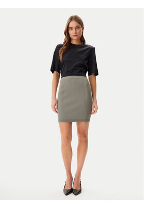 Guess Spódnica 172211 Zielony Classic Fit. Kolor: zielony. Materiał: wiskoza