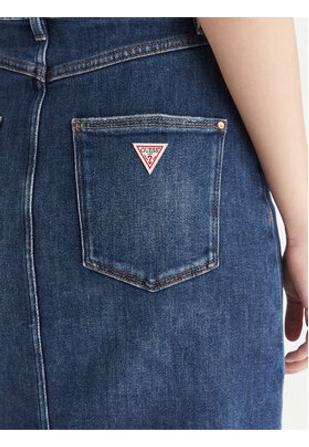 Guess Sukienka jeansowa W5BK40 D0615 Niebieski Regular Fit. Kolor: niebieski. Materiał: jeans, bawełna