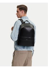 Calvin Klein Plecak Ck Sleek 2G Round Bp K50K512913 Czarny. Kolor: czarny. Materiał: skóra