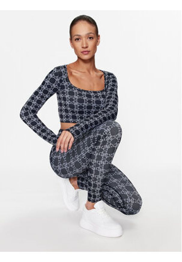 Guess Top V3BP05 ZZ04N Écru Slim Fit. Materiał: syntetyk