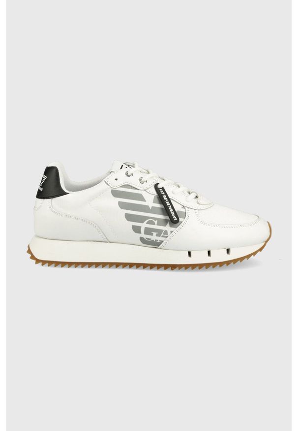 EA7 Emporio Armani sneakersy kolor biały. Nosek buta: okrągły. Zapięcie: sznurówki. Kolor: biały. Materiał: guma