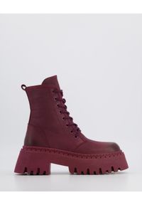 Venezia - BORDOWE BOTKI NA PLATFORMIE 017912401D BURGU. Kolor: czerwony. Materiał: skóra, syntetyk. Szerokość cholewki: normalna. Obcas: na platformie. Wysokość obcasa: średni #1