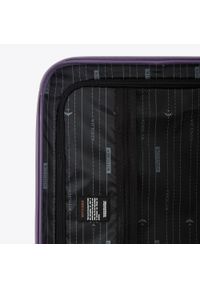 Wittchen - Średnia walizka z ABS-u z geometrycznym tłoczeniem fioletowa. Kolor: fioletowy. Materiał: poliester. Wzór: geometria #3