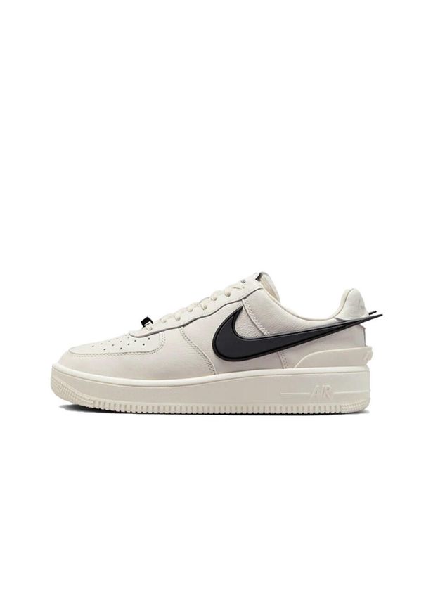 Nike - Buty do chodzenia dla dorosłych Air Force 1 Low Ambush Phantom. Kolor: beżowy. Model: Nike Air Force. Sport: turystyka piesza