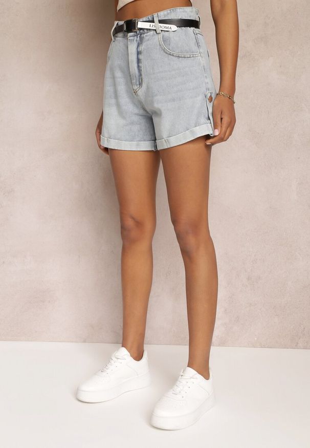 Renee - Jasnoniebieskie Jeansowe Szorty Luźne z Paskiem Julchen. Kolor: niebieski. Materiał: jeans