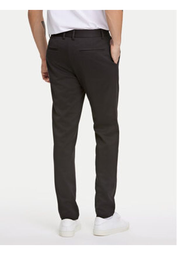 Lindbergh Chinosy 30-006052 Czarny Slim Fit. Kolor: czarny. Materiał: syntetyk