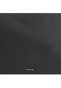 Calvin Klein Etui na laptopa Ck Business K60K611698 Czarny. Kolor: czarny. Materiał: skóra