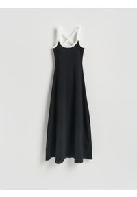 Reserved - Sukienka z kontrastową lamówką - czarny. Kolor: czarny. Materiał: dzianina, bawełna #1