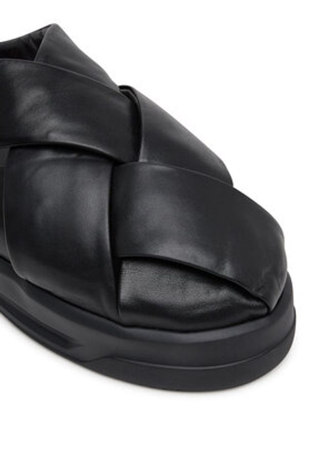 Love Moschino - LOVE MOSCHINO Sneakersy JA15555G0MIE0000 Czarny. Kolor: czarny. Materiał: skóra
