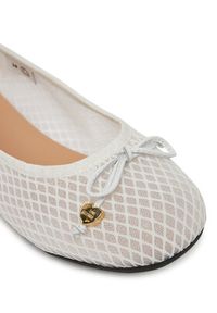 Love Moschino - LOVE MOSCHINO Baleriny JA11051G0MIQ0100 Biały. Kolor: biały. Materiał: materiał #4