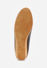 Born2be - Czarne Czółenka Vices na Plecionym Koturnie ze Skórzaną Wkładką Terivannes. Okazja: do pracy, na co dzień. Kolor: czarny. Materiał: skóra. Obcas: na koturnie. Styl: casual #3