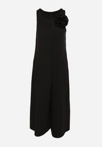 Born2be - Czarny Kombinezon z Wiskozą i Broszką Kwiatu 3D Odellira. Okazja: na co dzień. Kolor: czarny. Materiał: wiskoza. Wzór: kwiaty. Styl: casual, elegancki #3