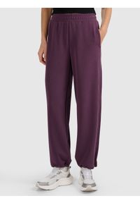 4f - 4F Spodnie dresowe z szerokimi nogawkami z modalem damskie - fioletowe S. Stan: podwyższony. Kolor: fioletowy. Materiał: dresówka. Wzór: gładki #2