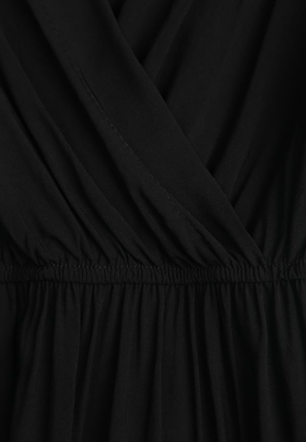 Renee - Czarna Rozkloszowana Sukienka Midi z Wiązanym Paskiem Elemia. Kolor: czarny. Materiał: materiał, tkanina, wiskoza. Długość: midi