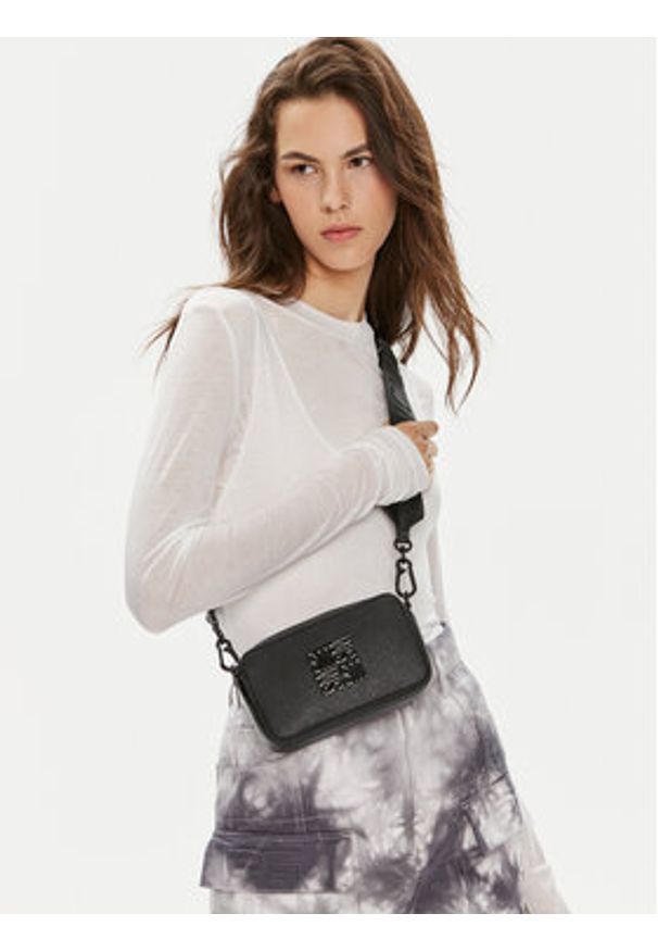Steve Madden Torebka Brisa SM13001031 Czarny. Kolor: czarny. Materiał: skórzane