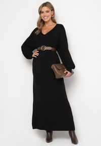 Born2be - Czarna Sweterkowa Sukienka z Wiskozą o Pudełkowym Kroju Ozdobiona Ściągaczami Besissa. Okazja: na co dzień. Kolor: czarny. Materiał: wiskoza. Wzór: aplikacja. Typ sukienki: proste. Styl: elegancki, casual #4