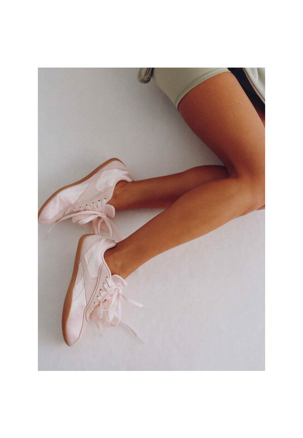 Sneakersy Reebok. Kolor: różowy
