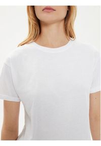 Brave Soul T-Shirt LTS-149AMBER1 Biały Straight Fit. Kolor: biały. Materiał: bawełna #4
