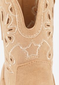 Renee - Brązowe Botki Kowbojki Vices na Słupku Ozdobione Haftem Nelithen. Okazja: na co dzień, na spacer. Kolor: beżowy. Materiał: jeans, koronka. Wzór: haft, aplikacja. Sezon: jesień. Obcas: na słupku. Styl: boho, casual #3