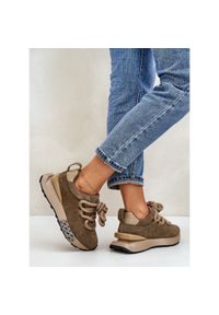 Zamszowe Sneakersy Damskie Na Platformie Z Grubym Sznurowaniem Artiker 54C1466 Jasnobrązowe. Okazja: na co dzień. Kolor: brązowy. Materiał: zamsz. Obcas: na platformie. Sport: turystyka piesza #9