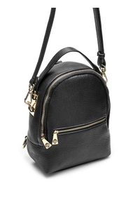 Kazar - Czarny plecak damski 2w1. Kolor: czarny. Materiał: skóra. Wzór: paski #3