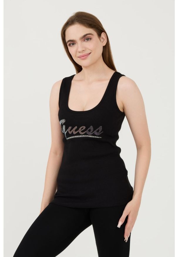 Guess - GUESS Czarny top Logo Tank. Kolor: czarny