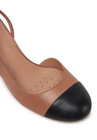 Geox Sandały D Virnilisa 65 A D55YYA 000TU C0015 Beżowy. Kolor: beżowy. Materiał: skóra