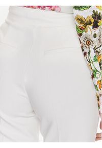 Marciano Guess Spodnie materiałowe Paula 4RGB26 7046A Biały Straight Fit. Kolor: biały. Materiał: syntetyk