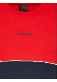Musto T-Shirt 64 Channel 82505 Czerwony Regular Fit. Kolor: czerwony. Materiał: bawełna