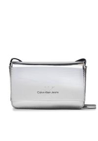Calvin Klein Jeans Torebka Sculpted Wallet Ph Cb19 Mono S K60K611865 Srebrny. Kolor: srebrny. Materiał: skórzane