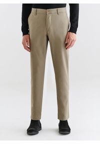 Pako Lorente - PAKO LORENTE – Beżowe casualowe spodnie męskie. Okazja: na co dzień. Kolor: beżowy. Materiał: poliester, wiskoza, elastan. Wzór: gładki. Styl: casual #1