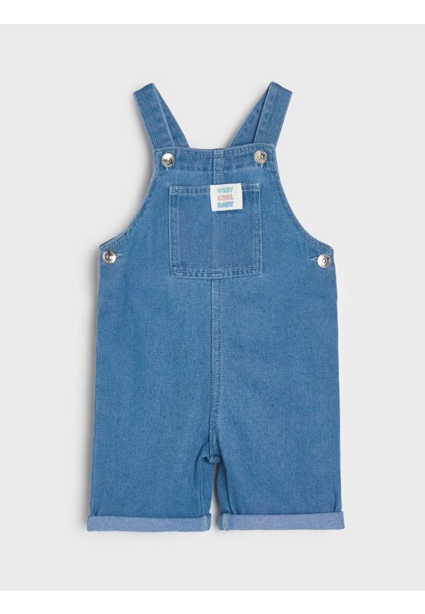 Sinsay - Jeansowe szorty ogrodniczki - Inny. Materiał: jeans