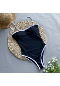 Intica - Strój kąpielowy jednoczęściowy z lamówką na plażę i basen Margitte. Kolor: czarny. Materiał: materiał