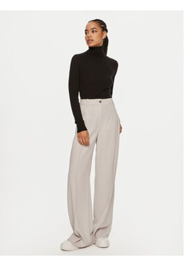 Calvin Klein Golf K20K207449 Czarny Regular Fit. Typ kołnierza: golf. Kolor: czarny. Materiał: wełna