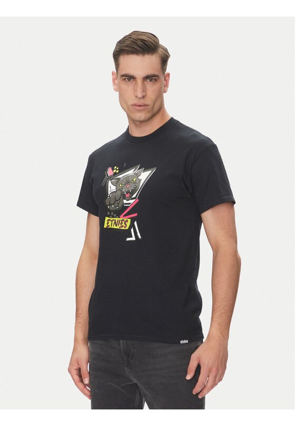 Etnies T-Shirt Puma 4130004126 Czarny Regular Fit. Kolor: czarny. Materiał: bawełna