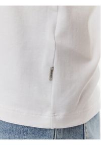 Guess Jeans T-Shirt W5GP28 J1314 Biały Regular Fit. Kolor: biały. Materiał: bawełna #2