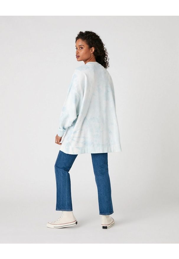 Wrangler - DAMSKA BLUZA MATERIAŁOWA WRANGLER OVERSIZED SWEAT BLUE TIE DYE W6Q4HAB27 112130836. Materiał: materiał