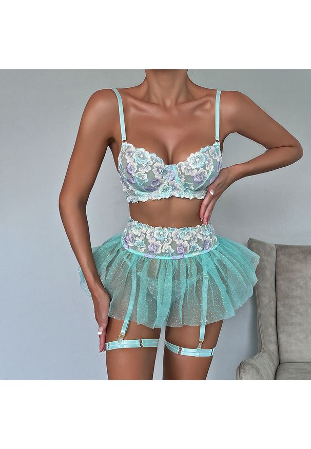 Intica - Komplet bielizny z delikatnymi zdobieniami na każdą okazję Idalina. Kolor: wielokolorowy. Materiał: materiał. Wzór: aplikacja