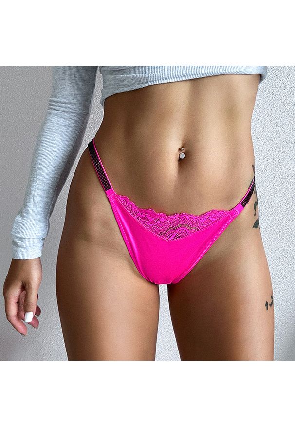 Intica - Majtki z koronką elastyczne do codziennego noszenia Romi. Kolor: czarny. Materiał: koronka. Wzór: koronka