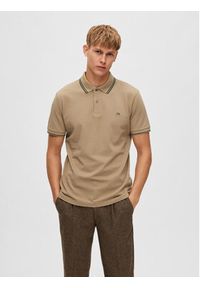 Selected Homme Polo 16087840 Beżowy Regular Fit. Typ kołnierza: polo. Kolor: beżowy