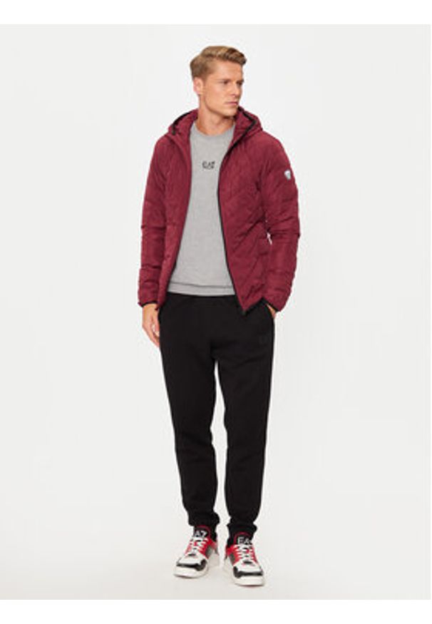 EA7 Emporio Armani Kurtka puchowa 8NPB14 PNE1Z 1496 Czerwony Regular Fit. Kolor: czerwony. Materiał: syntetyk