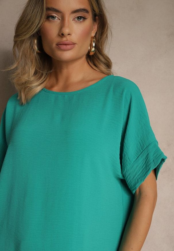 Renee - Zielony Bluzka w Stylu Nietoperza Fadeasia. Kolor: zielony. Materiał: tkanina. Sezon: lato