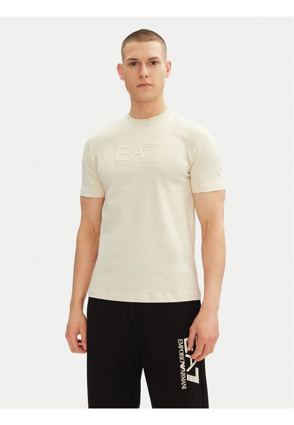 EA7 Emporio Armani T-Shirt 7M000224 AF10375 U1079 Écru Regular Fit. Materiał: bawełna