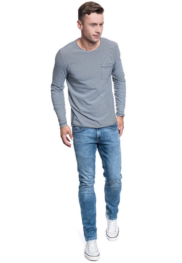 Mustang - MĘSKI LONGSLEEVE MUSTANG ADRIAN C STRIPED FineStripe 1007860 11397. Długość rękawa: długi rękaw