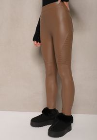 Renee - Brązowe Spodnie z Ekoskóry Skinny High Waist Ocieplane Polarową Wyściółką Lavimi. Okazja: na co dzień, na spacer. Stan: podwyższony. Kolor: brązowy. Materiał: polar. Wzór: aplikacja. Styl: elegancki, casual #5