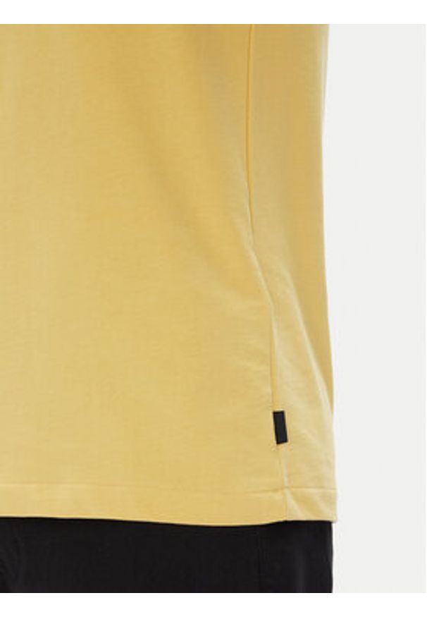 DC Shoes T-Shirt ADYKT03246 Żółty Regular Fit. Kolor: żółty. Materiał: bawełna