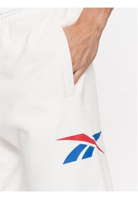 Reebok Spodnie dresowe Classics Brand Proud HY7158 Biały Regular Fit. Kolor: biały. Materiał: bawełna