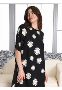 Sinsay - Koszula nocna - czarny. Kolor: czarny. Materiał: bawełna. Wzór: nadruk #1