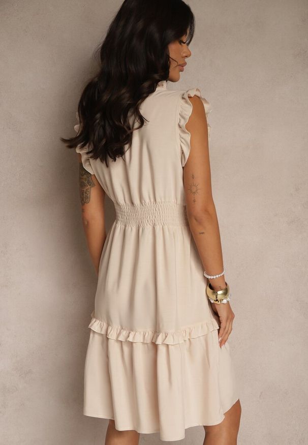 Renee - Beżowa Rozkloszowana Sukienka z Wiskozą Bez Rękawów Lirabellae. Okazja: na co dzień. Typ kołnierza: dekolt w serek. Kolor: beżowy. Materiał: wiskoza. Długość rękawa: bez rękawów. Typ sukienki: rozkloszowane. Styl: casual, elegancki